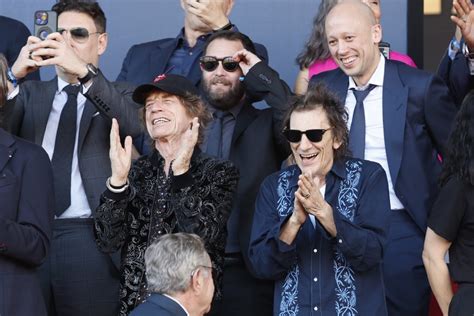 Jagger watches Barcelona wear Stones logo in ‘clasico’ but Beatles fan Bellingham gets Madrid winner
